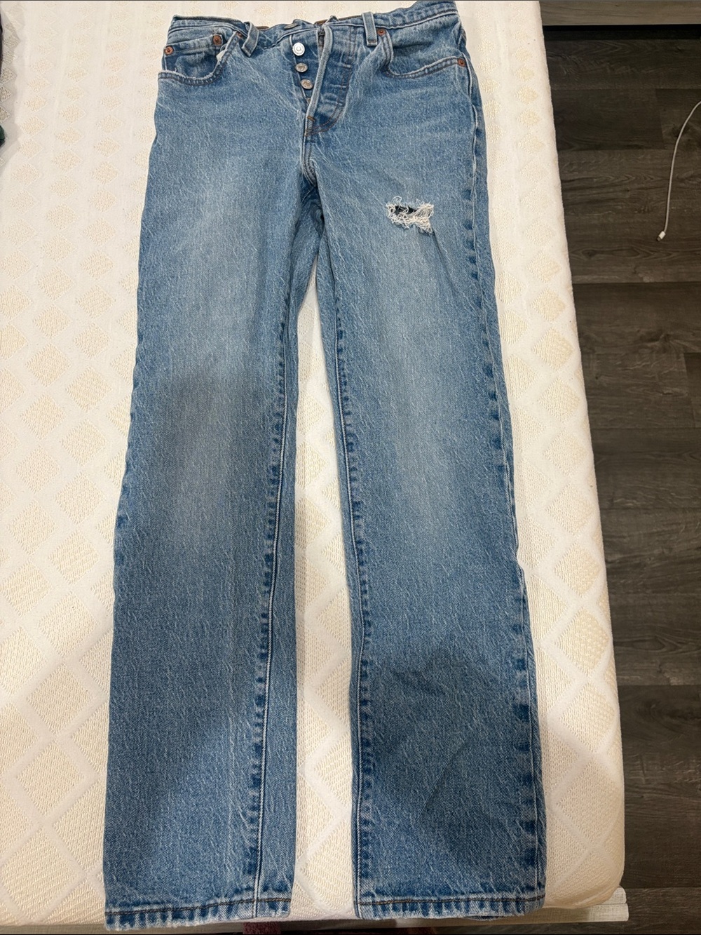 Levi 501 Women’s Blue Straight-Leg Jeans